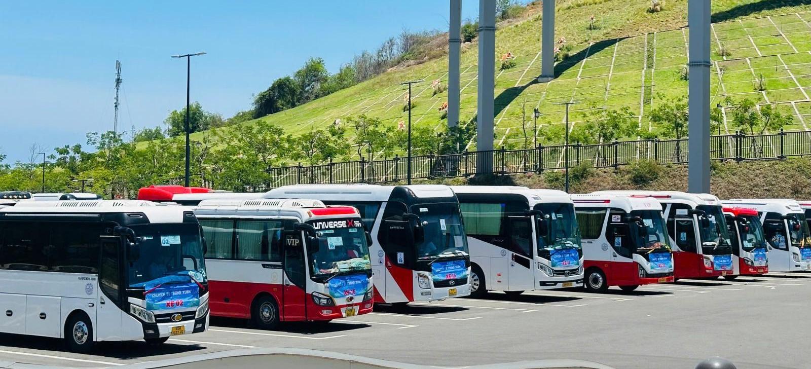 Xe 45 chỗThuê xe Cần Thơ Uy tín, Chuyên nghiệp -  Công ty Ô tô Trường Dũng