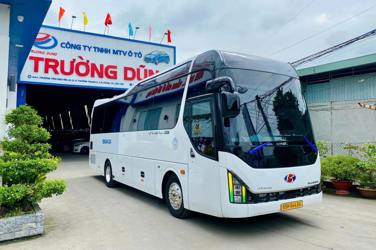 Xe 29 chỗThuê xe Cần Thơ Uy tín, Chuyên nghiệp -  Công ty Ô tô Trường Dũng