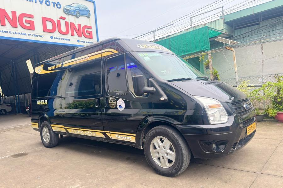 ford-transit-limousine-10-cho-74171758332856.jpg