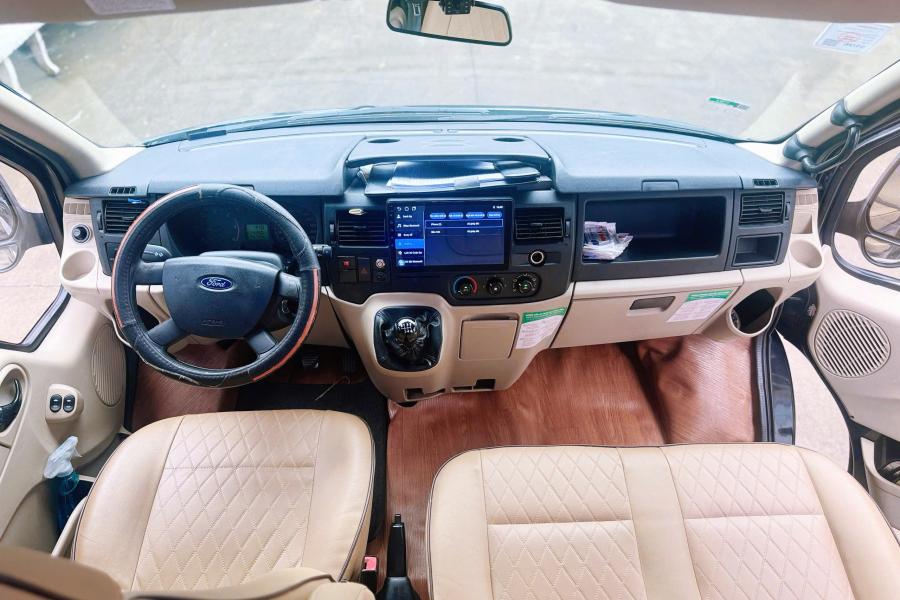 ford-transit-limousine-10-cho-81901758332855.jpg