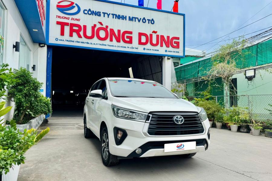 Innova số sàn