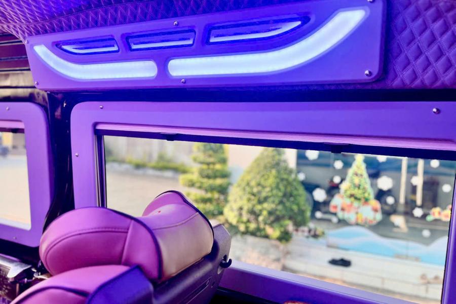 xe-limousine-10-cho-46361746672258.jpg