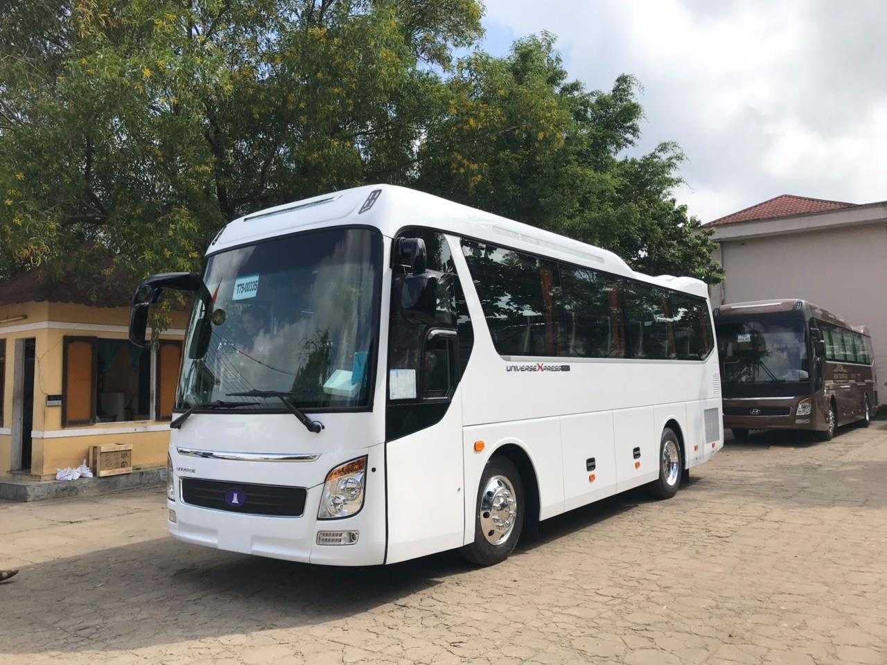 xe 29 chỗ