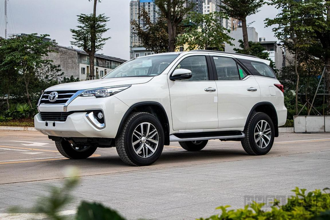 Xe 7 Chỗ Hay 16 Chỗ