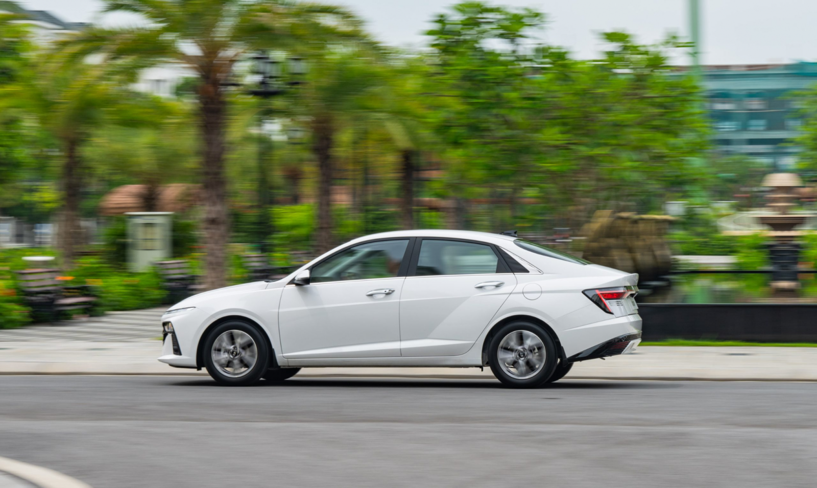 Thuê xe 4 chỗ du lịch