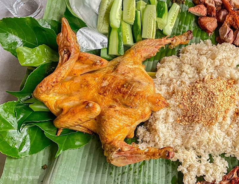 Gà nướng với muối cheo