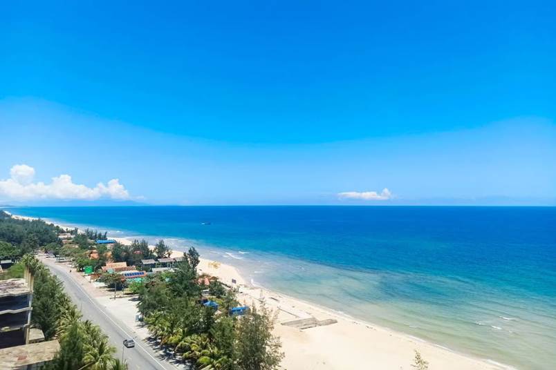 Bãi Biển Nhật Lệ