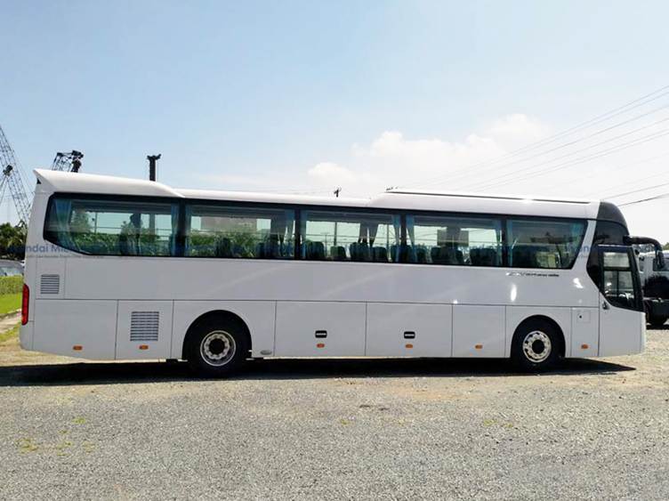 Xe Universe 45 Cho