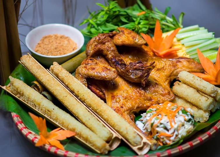ga nuong com lam