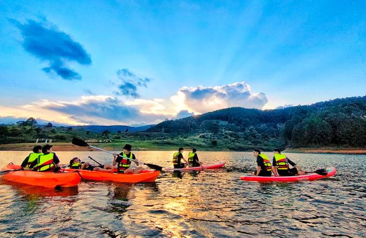 chèo kayak