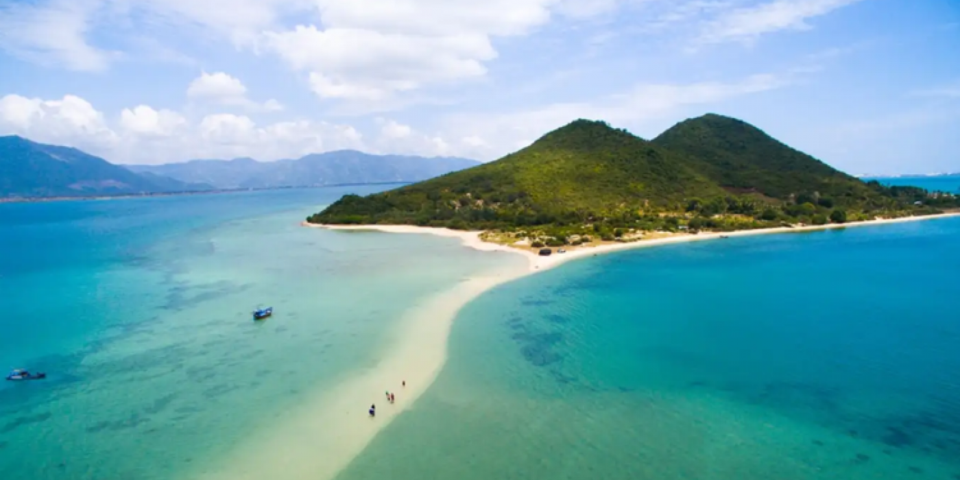 Du Lịch Đảo Điệp Sơn – Khám Phá Con Đường Đi Bộ Giữa Biển Độc Đáo Nhất Việt Nam