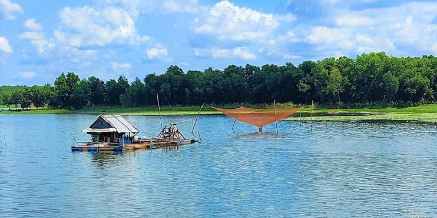 Du Lịch Hồ Suối Giai – Điểm Cắm Trại Đẹp Bậc Nhất Bình Phước