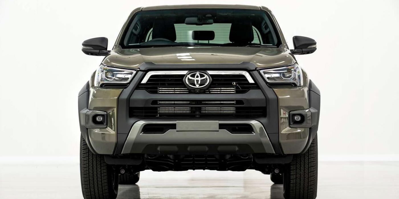 Toyota Hilux 2024 sẽ có công nghệ mild-hybrid 48V