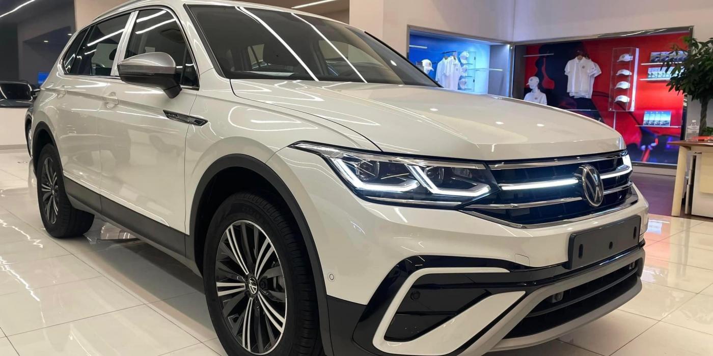 VW Tiguan 2023 giảm giá kỷ lục còn hơn 1,6 tỷ tại đại lý, rẻ gần ngang Kia Sorento